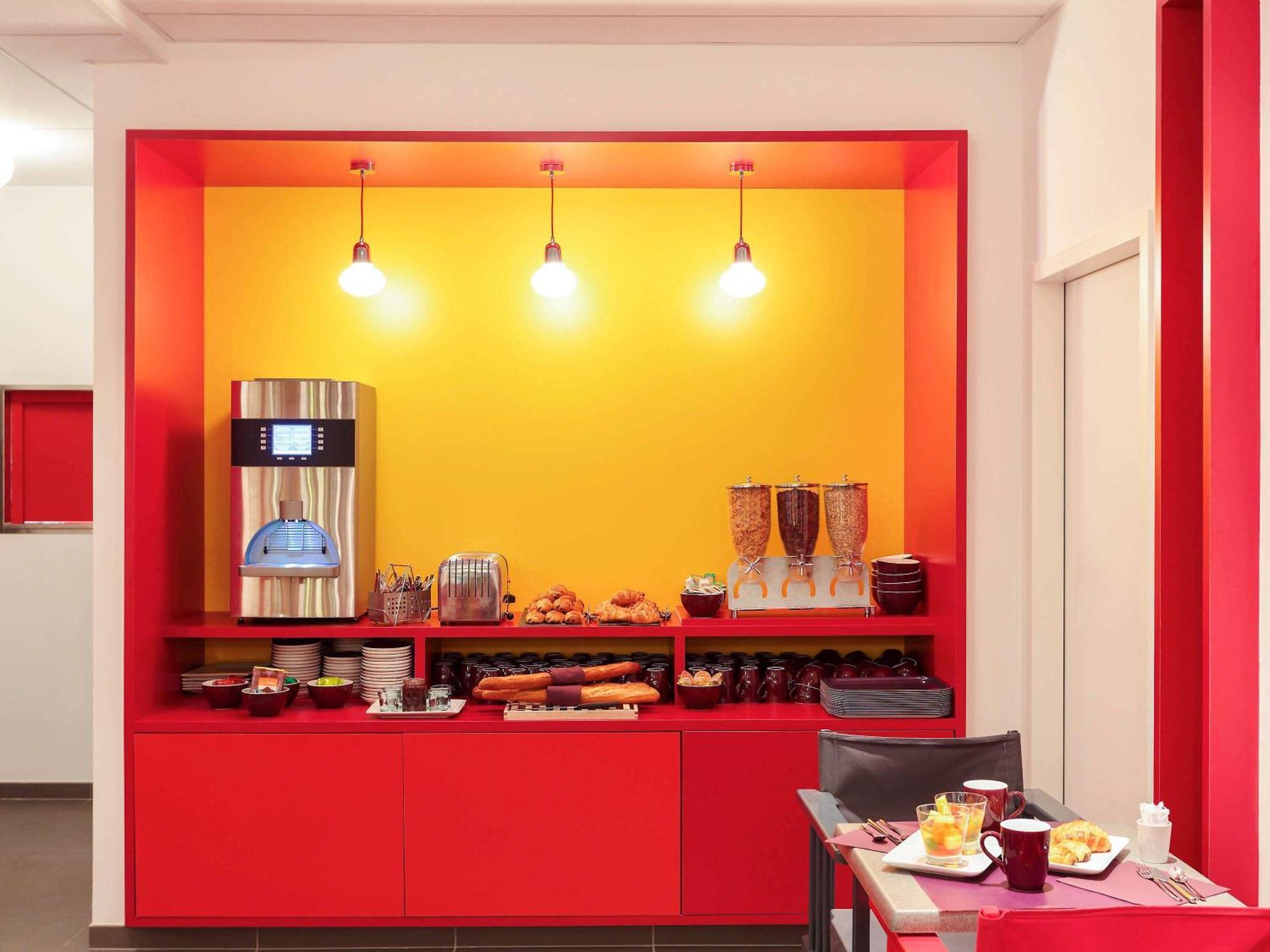 Ibis Styles Montpellier Centre Comedie Exteriér fotografie